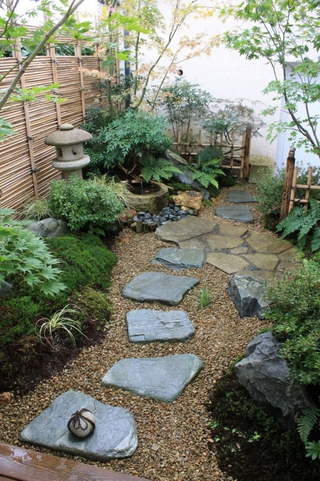 So Legen Sie Einen Kleinen Japanischen Garten An Tipps &amp; Ideen In von Japanischer Garten Gestaltungsideen Photo