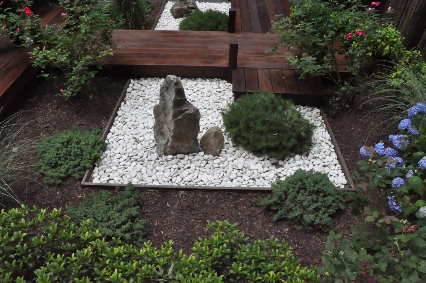 Steingarten 60 Ideen Japanischer Gartengestaltung Für Einen von Weiße Steine Garten Bild