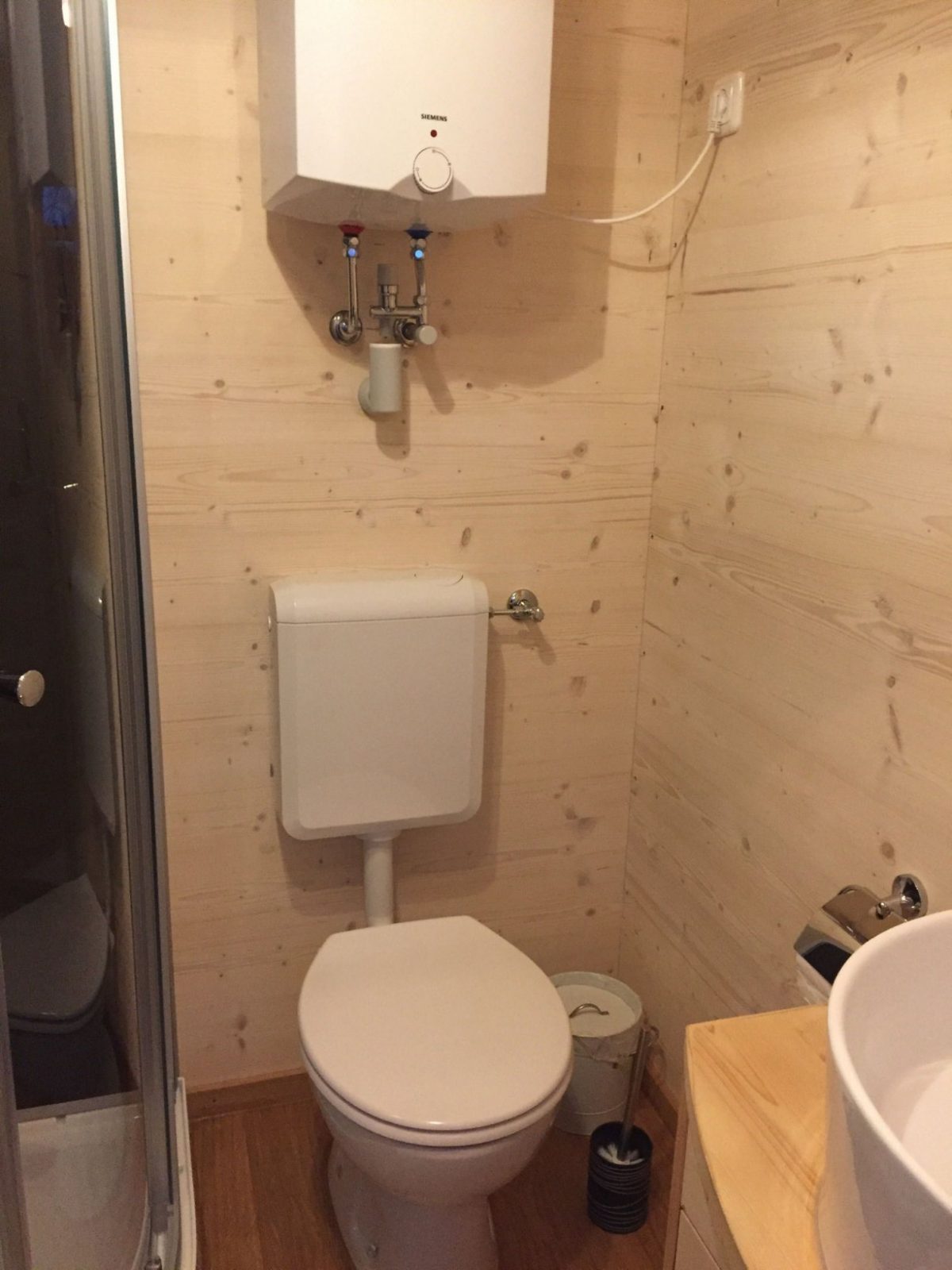 Sanitär  Dusche  Wc  Holzbau Pletz von Dusche Im Gartenhaus Einbauen Bild