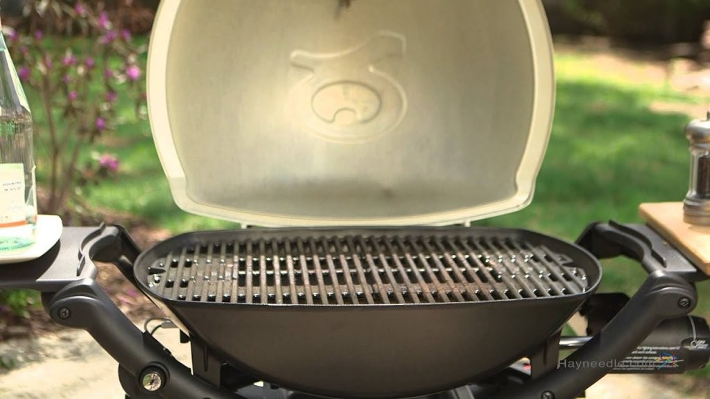 Weber Q 2200 Lp Gas Grill  Product Review Video  Youtube von Weber Gasgrill Q 2200 Station Photo